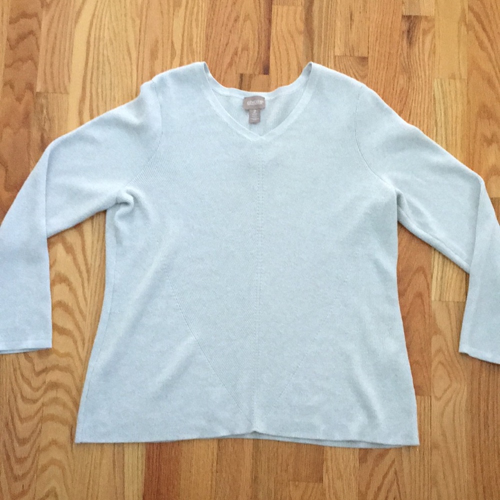 Chico’s metallic V-neck silver sweater. Size 2